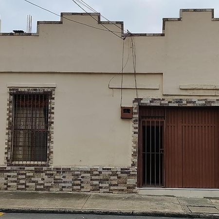 Guayacan Hostel Cali Esterno foto