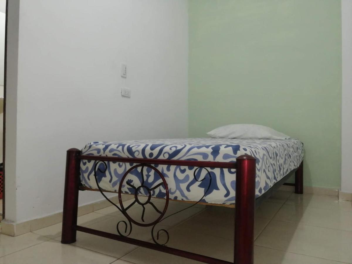 Guayacan Hostel Cali Esterno foto